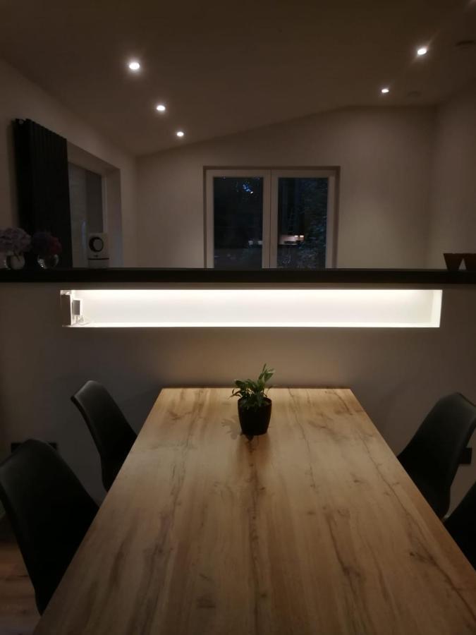 Villa Hogenberg Heiken Lichtaart Kasterlee Met Eigen Laadpaal Esterno foto